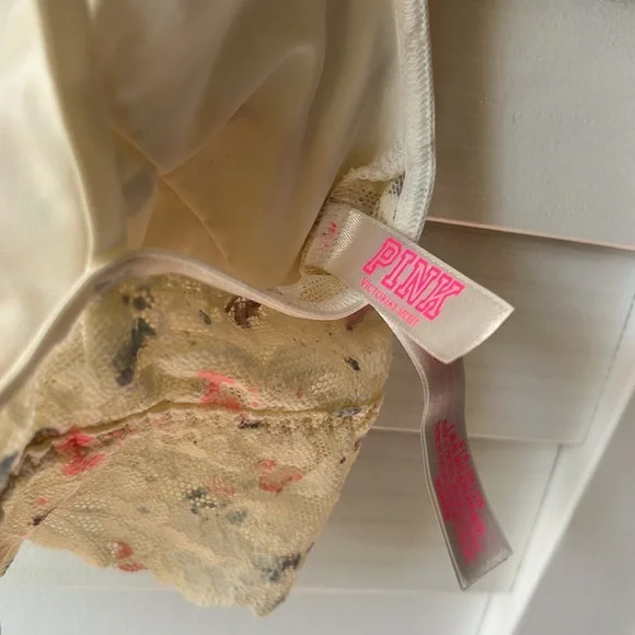 PINK by Victoria’s Secret - Lace Bralette - Small - Picture 5 of 6